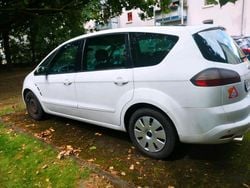 Weiß Gebraucht 2006 Ford S-MAX S Van / Kleinbus | 1.300 € (Superpreis)