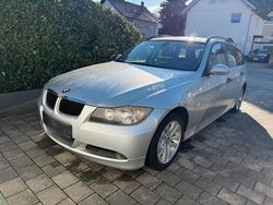 Grau Gebraucht 2006 BMW 320 Kombi | 3.799 € (Fairer Preis)