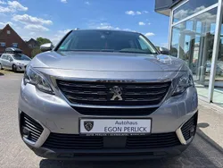 Gebraucht 2019 Peugeot 5008 Active Van / Kleinbus | 14.300 € (Guter Preis)