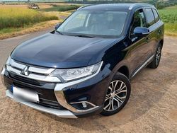 Blau Gebraucht 2018 Mitsubishi Outlander Top SUV | 20.500 € (Teuer)