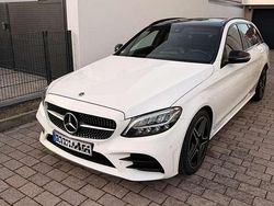 Weiß Gebraucht 2019 Mercedes C300 AMG line Kombi | 23.500 € (Fairer Preis)