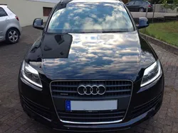 Schwarz metallic Gebraucht 2007 Audi Q7 SUV | 12.900 € (Fairer Preis)