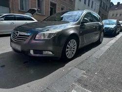 Grau Gebraucht 2009 Opel Insignia Kombi | 4.500 €