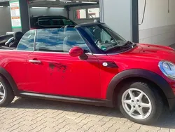 Rot Gebraucht 2009 Mini Cooper Cabriolet Cabrio | 9.400 € (Etwas zu teuer)
