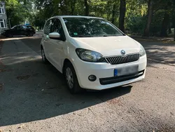 Weiß Gebraucht 2015 Skoda Citigo Kleinwagen | 2.900 € (Fairer Preis)