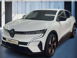 Weiß Gebraucht 2023 Renault Mégane Equilibre Limousine | 25.980 € (Fairer Preis)