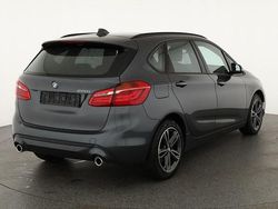 Mineralgrau metallic mineralgrau metallic Gebraucht 2019 BMW 220 Sport Line Kombi | 22.471 € (Fairer Preis)