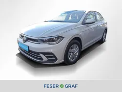 Ascotgrau Gebraucht 2024 VW Polo Style Limousine | 20.440 € (Guter Preis)