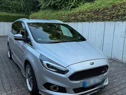Silber Gebraucht 2016 Ford S-MAX ST-Line Van / Kleinbus | 15.499 € (Teuer)