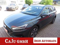 Grün Neu 2025 Hyundai i30 Style Limousine | 23.995 € (Guter Preis)