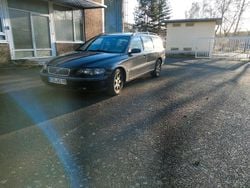 Blau Gebraucht 2003 Volvo V70 Kombi | 1.600 € (Etwas zu teuer)