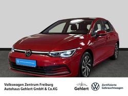 Kings red metallic Gebraucht 2022 VW Golf Style Limousine | 22.900 € (Fairer Preis)