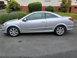 Silber Gebraucht 2006 Opel Astra Cabriolet Cabrio | 3.499 € (Etwas zu teuer)