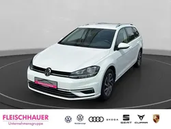 Weiss Gebraucht 2018 VW Golf VII Sound Kombi | 16.480 € (Fairer Preis)