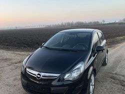 Schwarz Gebraucht 2013 Opel Corsa Selection Limousine | 3.650 € (Fairer Preis)