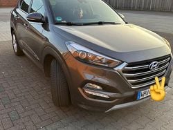 Braun Gebraucht 2016 Hyundai Tucson SUV | 15.500 € (Fairer Preis)