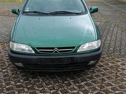 Grün Gebraucht 1997 Citroën Xsara Limousine | 555 €