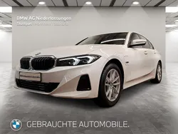 Weiß Gebraucht 2022 BMW 320e Limousine | 28.790 € (Etwas zu teuer)