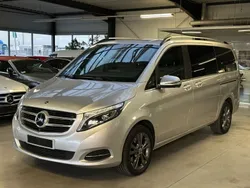 Silber Gebraucht 2019 Mercedes V250 Van / Kleinbus | 38.900 € (Teuer)