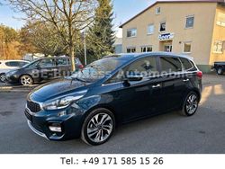 Blau Gebraucht 2017 Kia Carens Spirit Van / Kleinbus | 8.999 € (Guter Preis)