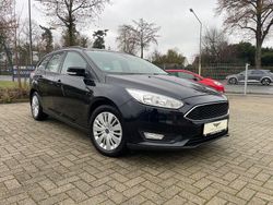 Schwarz Gebraucht 2015 Ford Focus Business Edition Limousine | 6.300 € (Fairer Preis)
