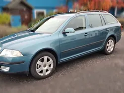 Grün Gebraucht 2007 Skoda Octavia Elegance Kombi | 2.700 € (Fairer Preis)