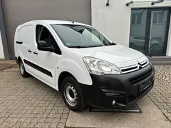 Weiß Gebraucht 2016 Citroën Berlingo Business Class Van / Kleinbus | 8.800 € (Fairer Preis)