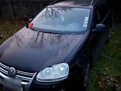 Schwarz Gebraucht 2008 VW Golf V Kombi | 2.000 € (Guter Preis)