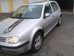 Silber Gebraucht 2002 VW Golf Limousine | 1.590 € (Fairer Preis)