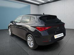 Schwarz Neu 2025 Seat Leon Kleinwagen | 27.999 € (Fairer Preis)