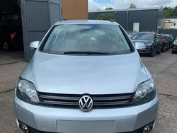 Silber Gebraucht 2011 VW Golf VI Style Limousine | 7.499 € (Fairer Preis)