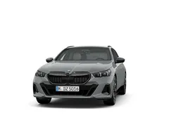 Gebraucht 2024 BMW 540 Comfort Edition Kombi | 90.990 €