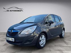 Grau Gebraucht 2011 Opel Meriva Edition Van / Kleinbus | 4.999 € (Fairer Preis)