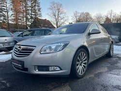 Grau Gebraucht 2010 Opel Insignia Sport Limousine | 5.990 € (Superpreis)