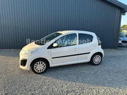 Weiß Gebraucht 2012 Citroën C1 SELECTION Kleinwagen | 4.450 € (Fairer Preis)