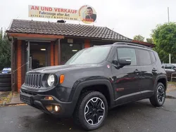 Schwarz Gebraucht 2015 Jeep Renegade Trailhawk SUV | 8.990 € (Superpreis)