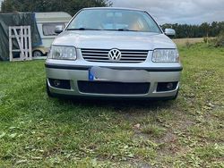 Silber Gebraucht 2000 VW Polo Kleinwagen | 1.600 € (Fairer Preis)