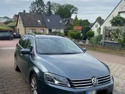 Grau Gebraucht 2011 VW Passat Kombi | 6.000 € (Superpreis)