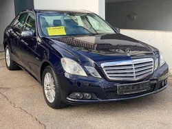 Blau Gebraucht 2009 Mercedes E250 Limousine | 12.994 € (Guter Preis)