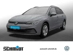 Grau Gebraucht 2024 VW Golf VIII Life Kombi | 23.398 € (Fairer Preis)