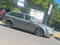 Grau Gebraucht 2004 Audi A4 S-Line Kombi | 2.990 € (Etwas zu teuer)