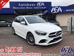 Weiß Gebraucht 2020 Mercedes 180 AMG line Plus Limousine | 22.990 € (Guter Preis)
