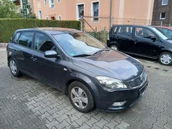 Grau Gebraucht 2009 Kia Ceed Basis Kleinwagen | 3.499 € (Guter Preis)