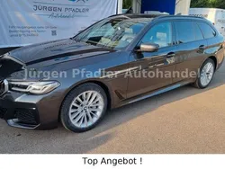 Grau Gebraucht 2021 BMW 530 M Sport Limousine | 36.590 € (Guter Preis)