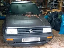 Grau Gebraucht 1991 VW Jetta Limousine | 1.800 €