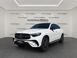 Weiß Gebraucht 2023 Mercedes GLC300e AMG Coupé | 84.890 €