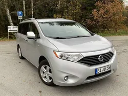 Silber Gebraucht 2015 Nissan Quest Van / Kleinbus | 14.500 €