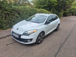 Weiß Gebraucht 2012 Renault Mégane GrandTour Bose Edition Kombi | 5.500 € (Fairer Preis)