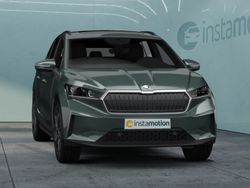 Grau Gebraucht 2021 Skoda Enyaq iV Suite SUV | 26.370 € (Fairer Preis)