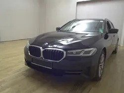 Alpinweiß uni Gebraucht 2021 BMW 530 M Sport Kombi | 35.925 € (Etwas zu teuer)